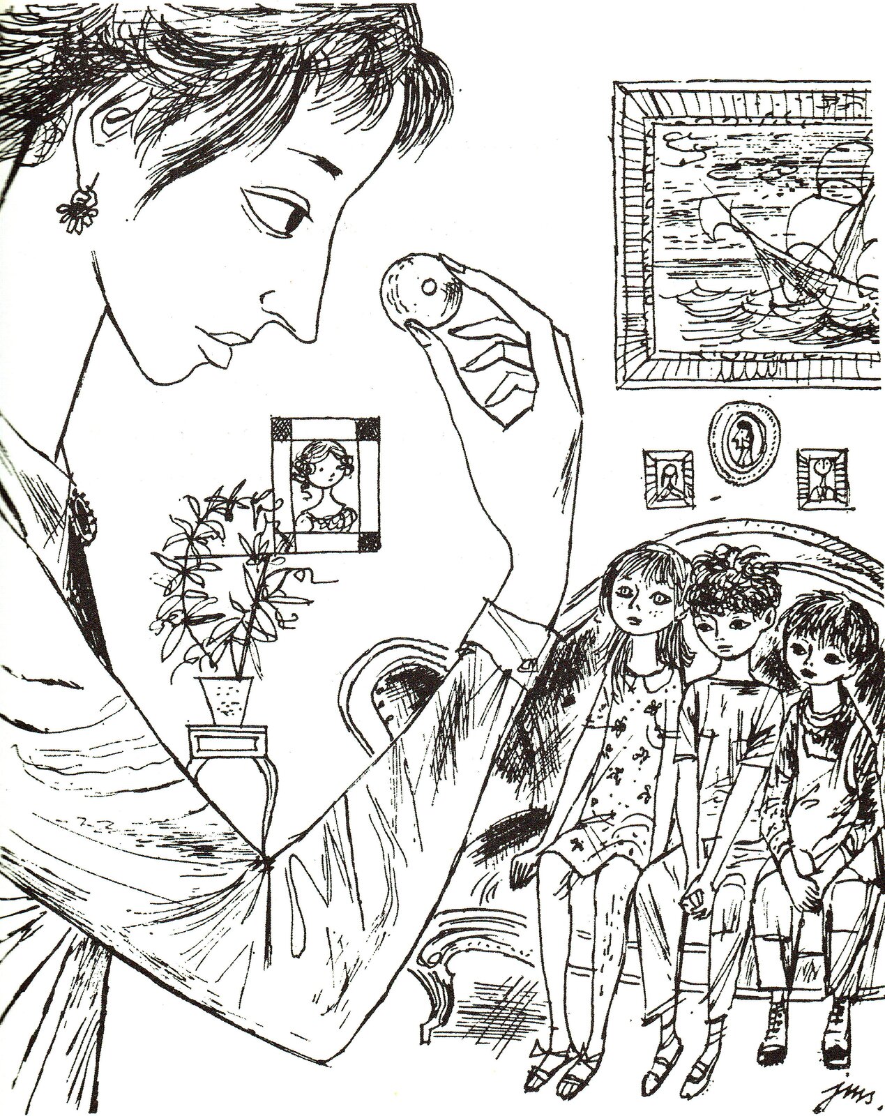 Ilustracja przedstawia pracę Jana Marcina Szancera z książki Mary Norton "Gałka od łóżka". Ukazuje wnętrze. Przy ścianie, na której wiszą obrazki i duży obraz, na łóżku siedzi troje dzieci. Mają smutne miny. Obok stoi stolik z doniczką. Na pierwszym planie ukazana jest z profilu kobieta trzymająca w prawym ręku, na wysokości oczu gałkę od łóżka.