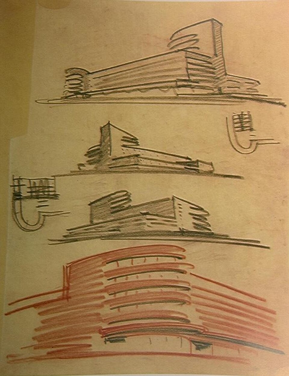 Szkic Erich Mendelsohn, Dom towarowy Kaufhaus Schocken, Stuttgart, 1926‑1928, szkice rysunkowe, rubens.anu.edu.au, CC BY 3.0. Szkic przedstawia cztery rysunki ułożone jeden pod drugim. Szkic na samym dole rysunku wykonany jest czerwoną kredką a trzy pozostałe czarną. Prezentowany jest ten sam budynek z różnych stron. Budynek jest duży z uskokami i jednym elementem wystającym ponad pozostałe.