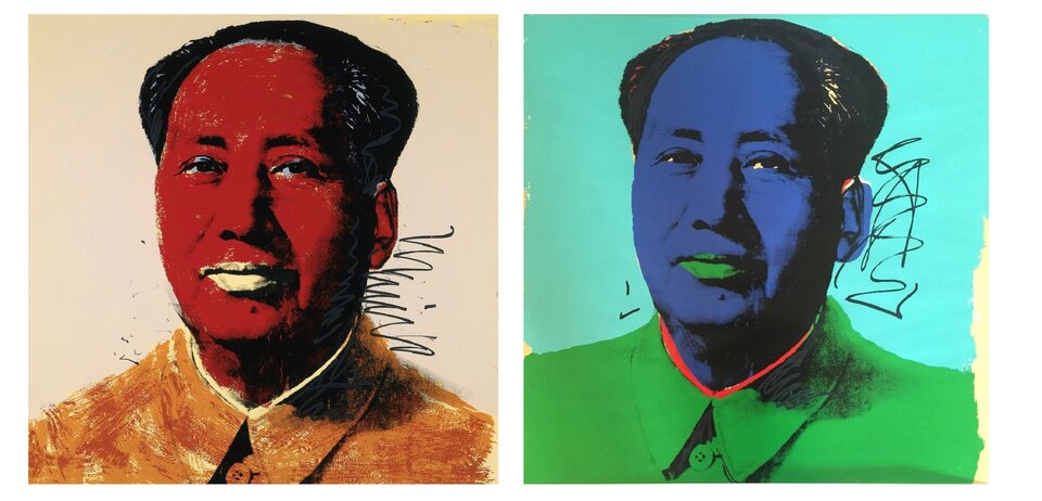Ilustracja przedstawia dzieło Andy'ego Warhola „Mao”, na którym są dwa te same portrety mężczyzny, różniące się kolorami. Po lewej stronie mężczyzna ma czerwoną twarz, białe usta, czarne włosy. Ubrany jest w białą koszulę i zapiętą pod szyję pomarańczową kurtkę. Drugi portret ukazuje go z niebieską twarzą, zielonymi ustami. Ubrany w zieloną kurtkę, spod której wystaje czerwony kołnierz koszuli. Tło pierwszego dzieła jest jasne, lekko różowawe. Drugie jest jaskrawo niebieskie.