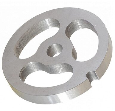 Zdjęcie przedstawia szarpak. Widoczna jest tarcza nożowa z trzema nerkowatymi otworami i okrągłym otworem pośrodku. Całośc wykonana ze stali nierdzewnej.