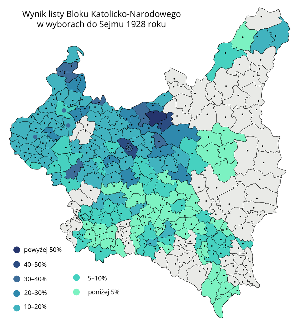 Mapa przedstawia wyniki poparcia dla Listy Bloku Katolicko‑Narodowego w wyborach do Sejmu w 1928 roku. Powyżej 50% poparcia osiągnięto w małej części terenu na północy Polski. Wynik 40‑50 % w kilku rejonach na północy oraz północnym zachodzie, 30‑40% na części obszaru na północy kraju, 20‑30% na dużej części na północnym zachodzie Polski, a 10‑20% poparcia w kilku miejscach w środkowej części Polski oraz na południu. 5‑10 % poparcia zdeklarowały miejscowości na południu kraju rozrzucone po całym paśmie oraz jeden rejon na północnym wschodzie, a poniżej 5% wykazała południowa część Polski, kilka rejonów na wschodzie oraz jeden na północnym wschodzie. 0% poparcia dla Listy Bloku Katolicko‑Narodowego w wyborach do Sejmu wykazała duża ilość mieszkańców zajmujących tereny na wschodzie kraju i na jego północy.