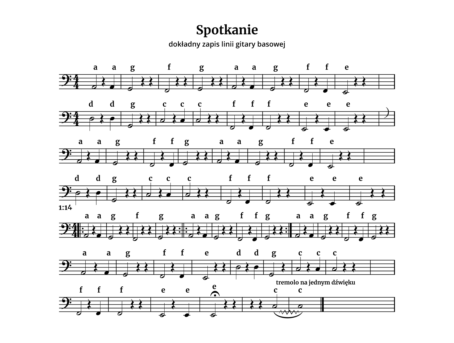 Grafika przedstawia partyturę utworu „Spotkanie”. Utwór jest napisany w metrum cztery czwarte, w tonacji C‑dur. Wszystkie dźwięki znajdują się w obrębie oktaw wielkiej oraz małej i są zapisane w kluczu basowym. Partytura ma szesnaście taktów. Zgodnie z dopiskiem po lewej stronie jest przeznaczona na gitarę basową.W pierwszej linijce w pierwszym takcie na pierwsze trzy miary zapisano półnutę z kropką a. Dźwięk jest też podpisany nad pięciolinią. Na czwartą miarę zapisana jest pauza ćwierćnutowa. W takcie drugim na pierwsze trzy miary grana jest półnuta z kropką g. Dźwięk jest podpisany nad pięciolinią. Na czwartą miarę zapisana jest pauza ćwierćnutowa. W takcie trzecim na pierwsze trzy miary wykonywana jest półnuta z kropką f. Dźwięk jest podpisany nad pięciolinią. Na czwartą miarę zapisana jest pauza ćwierćnutowa. W czwartym takcie na pierwsze trzy miary grana jest półnuta z kropką e. Dźwięk jest podpisany nad pięciolinią. Na czwartą miarę zapisana jest pauza ćwierćnutowa. W takcie piątym na pierwsze trzy miary wykonywana jest półnuta z kropką a. Dźwięk jest podpisany nad pięciolinią. Na czwartą miarę zapisana jest pauza ćwierćnutowa. W szóstym takcie na pierwsze trzy miary grana jest półnuta z kropką g. Dźwięk jest podpisany nad pięciolinią. Na czwartą miarę zapisana jest pauza ćwierćnutowa. W takcie siódmym na pierwsze trzy miary wykonywana jest półnuta z kropką f. Dźwięk jest podpisany nad pięciolinią. Na czwartą miarę zapisana jest pauza ćwierćnutowa.W takcie ósmym na pierwsze trzy miary grana jest półnuta z kropką e. Dźwięk jest podpisany nad pięciolinią. Na czwartą miarę zapisana jest pauza ćwierćnutowa. W dziewiątym takcie na pierwsze trzy miary zapisano półnutę z kropką d. Dźwięk jest podpisany nad pięciolinią. Na czwartą miarę zapisana jest pauza ćwierćnutowa. W takcie dziesiątym na pierwsze trzy miary grana jest półnuta z kropką g. Dźwięk jest podpisany nad pięciolinią. Na czwartą miarę zapisana jest pauza ćwierćnutowa. W takcie jedenastym na pierwsze trzy miary wykonywana jest półnuta z kropką c. Dźwięk jest podpisany nad pięciolinią. Na czwartą miarę zapisana jest pauza ćwierćnutowa. W dwunastym takcie na pierwsze trzy miary ponownie grana jest półnuta z kropką c. Dźwięk jest podpisany nad pięciolinią. Na czwartą miarę zapisana jest pauza ćwierćnutowa. W trzynastym takcie na pierwsze trzy miary wykonywana jest półnuta z kropką f. Dźwięk jest podpisany nad pięciolinią. Na czwartą miarę zapisana jest pauza ćwierćnutowa. W takcie czternastym na pierwsze dwie miary zapisano półnutę f w oktawie małej, a na miary trzecią oraz czwartą półnutę f o oktawę niżej. Oba dźwięki są podpisane nad pięciolinią.W piętnastym takcie na pierwsze trzy miary zapisano półnutę z kropką e, a na miarę czwartą ćwierćnutę e. Oba dźwięki podpisano nad pięciolinią. W ostatnim, szesnastym takcie grana jest cała nuta e z oznaczoną fermatą. Dźwięk jest podpisany nad pięciolinią.