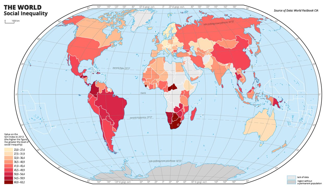Ilustracja przedstawia mapę świata.  Na mapie  przedstawiono nierówności społeczne w poszczególnych państwach w dwa tysiące trzynastym roku. Do zobrazowania zjawiska użyto wskaźnika Giniego. Obszary o największych nierównościach społecznych występują w południowej części Afryki, w Ameryce Południowej, w przeważającej część Azji.   Niewielkie wahania nierówności społecznej występują w Europie i Australii. Środkową część Afryki oznaczono jak obszar na temat którego brak danych na temat wartości wskaźnika Giniego.Mapa pokryta jest równoleżnikami i południkami. Dookoła mapy w ramce opisano współrzędne geograficzne co dwadzieścia stopni.Po lewej stronie mapy narysowano legendę mapy.