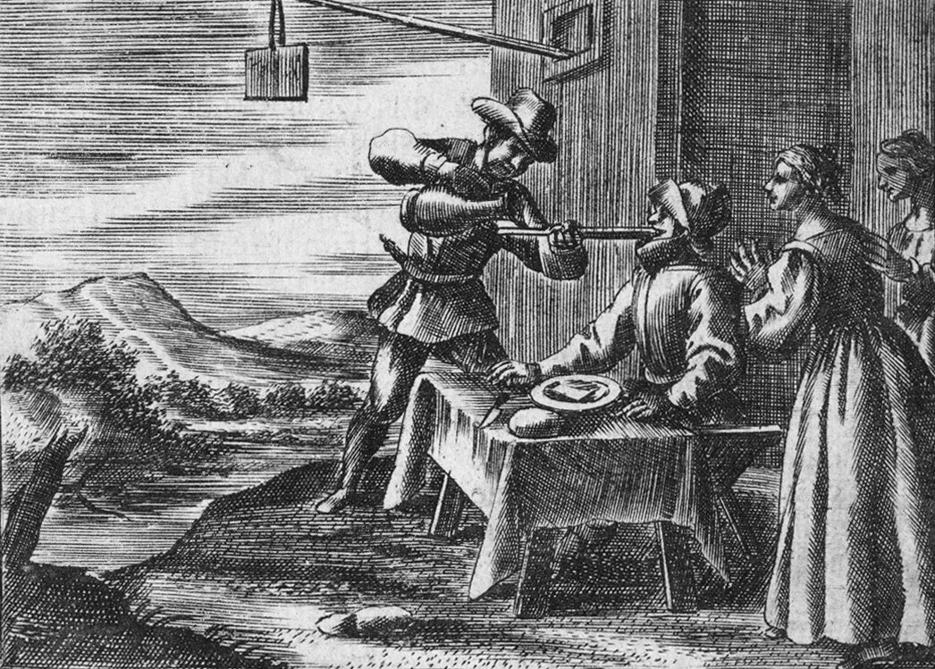 Powyższa ilustracja (z hiszpańskiego wydania Przygód Don Kichota, opublikowanego w 1674 roku) przedstawia moment bardzo ważny dla każdego rycerza – pasowanie. Miało ono miejsce w pewnej gospodzie, do której trafił dziwnie wyglądający rycerz... Powyższa ilustracja (z hiszpańskiego wydania Przygód Don Kichota, opublikowanego w 1674 roku) przedstawia moment bardzo ważny dla każdego rycerza – pasowanie. Miało ono miejsce w pewnej gospodzie, do której trafił dziwnie wyglądający rycerz... Źródło: Diego de Obregón, 1674, domena publiczna.