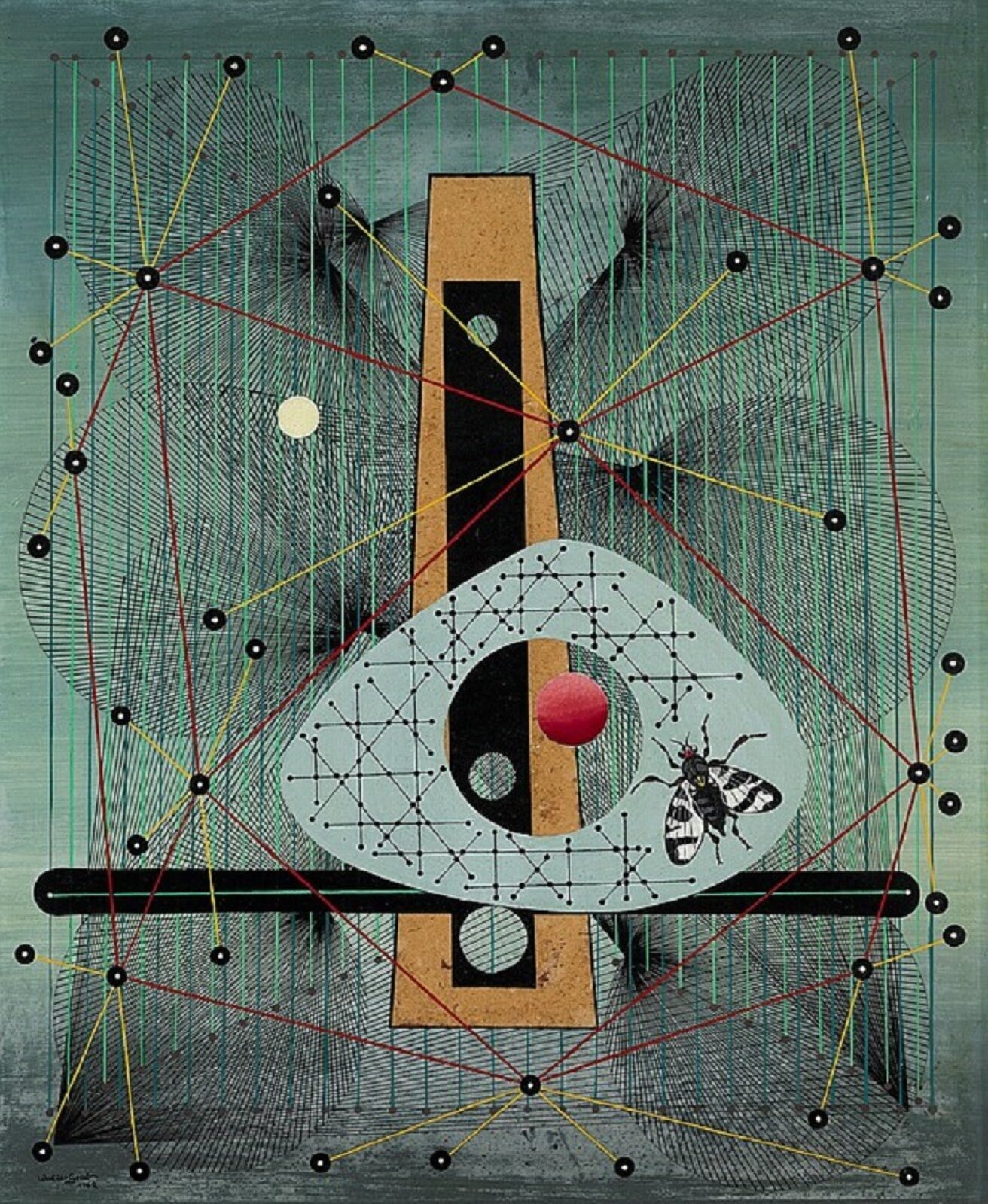 Niebezpieczna gra Obraz namalowano na zielonkawym tle. Kolejna warstwa przedstawia wzory zbudowane z delikatnych, cienkich, gęsto umieszczonych czarnych linii. Na tle tych wzorów umieszczono kolejną warstwę, złożoną z pionowych, turkusowych i niebieskich linii. Następnie namalowano pionowy kształt przypominający prostokąt, w kolorach brązowym i czarnym. Następnie poziomy, czarny pasek. Kolejna warstwa to czerwone oraz żółte linie, rozmieszczone na całej powierzchni obrazu, połączone czarnymi kropkami z białymi środkami. Elementem przykuwającym uwagę jest jasnoniebieski kształt, na którym siedzi ćma z biało‑czarnymi skrzydłami, a także czerwony, kulisty kształt.