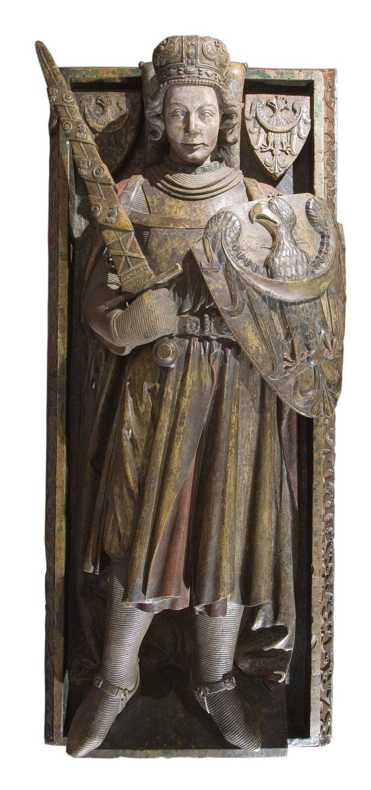 Sarkofag Henryka IV Probusa w Muzeum Narodowym we Wrocławiu - jest to figura mężczyzny ubranego w zbroję, trzymającego w prawej dłoni miecz skierowany ostrzem ku górze. Lewe ramię zakrywa tarcza z wizerunkiem orła. Głowa mężczyzny jest przystrojona koroną. 