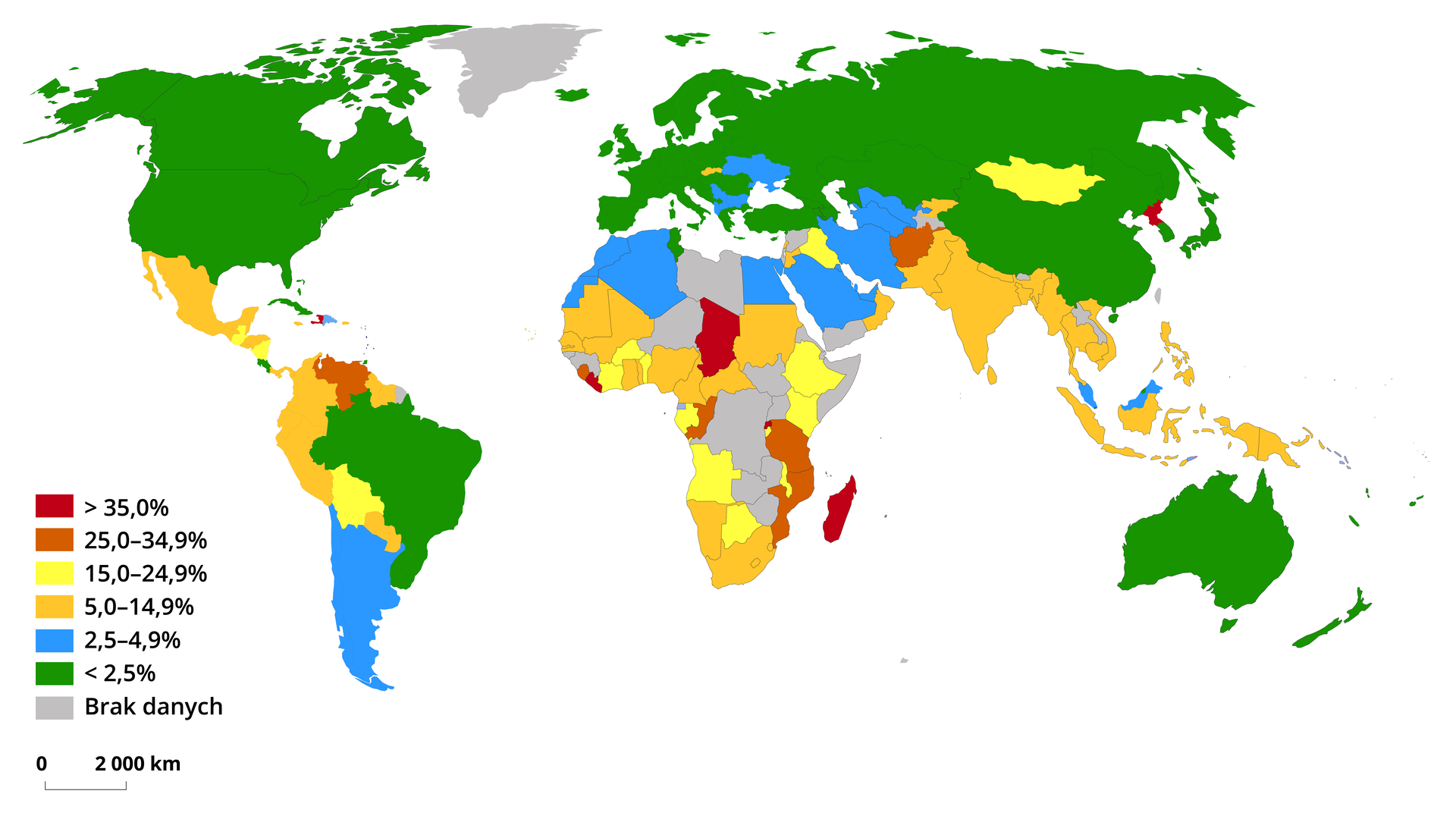 Na mapie świata zaznaczono obszary z odsetkiem ludności niedożywionej na świecie w 2020 roku. Powyżej 35% Korea Północna, Czad, Madagaskar, Liberia, Haiti. Od 25 do 34,9%: Wenezuela, Kongo, Tanzania, Mozambik, Afganistan. Od 15 do 24,9%: Boliwia, Nikaragua, Gwatemala, Botswana, Angola, Etiopia, Kenia, Malawi, Gabon, Burkina Faso, Wybrzeże Kości Słoniowej, Benin, Irak, Mongolia. Od 5 do 14,9%: Meksyk, Honduras, Kolumbia, Ekwador, Peru, Gujana, Surinam, Pakistan, Indie, Kirgistan, Oman, Birma, Tajlandia, Wietnam, Kambodża, Nepal, Indonezja, Papua-Nowa Gwinea. Odsetek od 2,5 do 4,9%: Argentyna, Chile, Maroko, Sahara Zachodnia, Algieria, Egipt, Ukraina, Bułgaria, Albania, Macedonia, Serbia, Iran, Turkmenistan, Uzbekistan, Malezja. Poniżej 2,5% w pozostałych krajach z wyjątkiem niektórych krajów Afryki (między innymi Libii, Demokratycznej Republiki Konga, Zambii, Zimbabwe, Somalii) oraz Grenlandii, w których jest brak danych. Brak danych dotyczy także Jemenu i Syrii.                