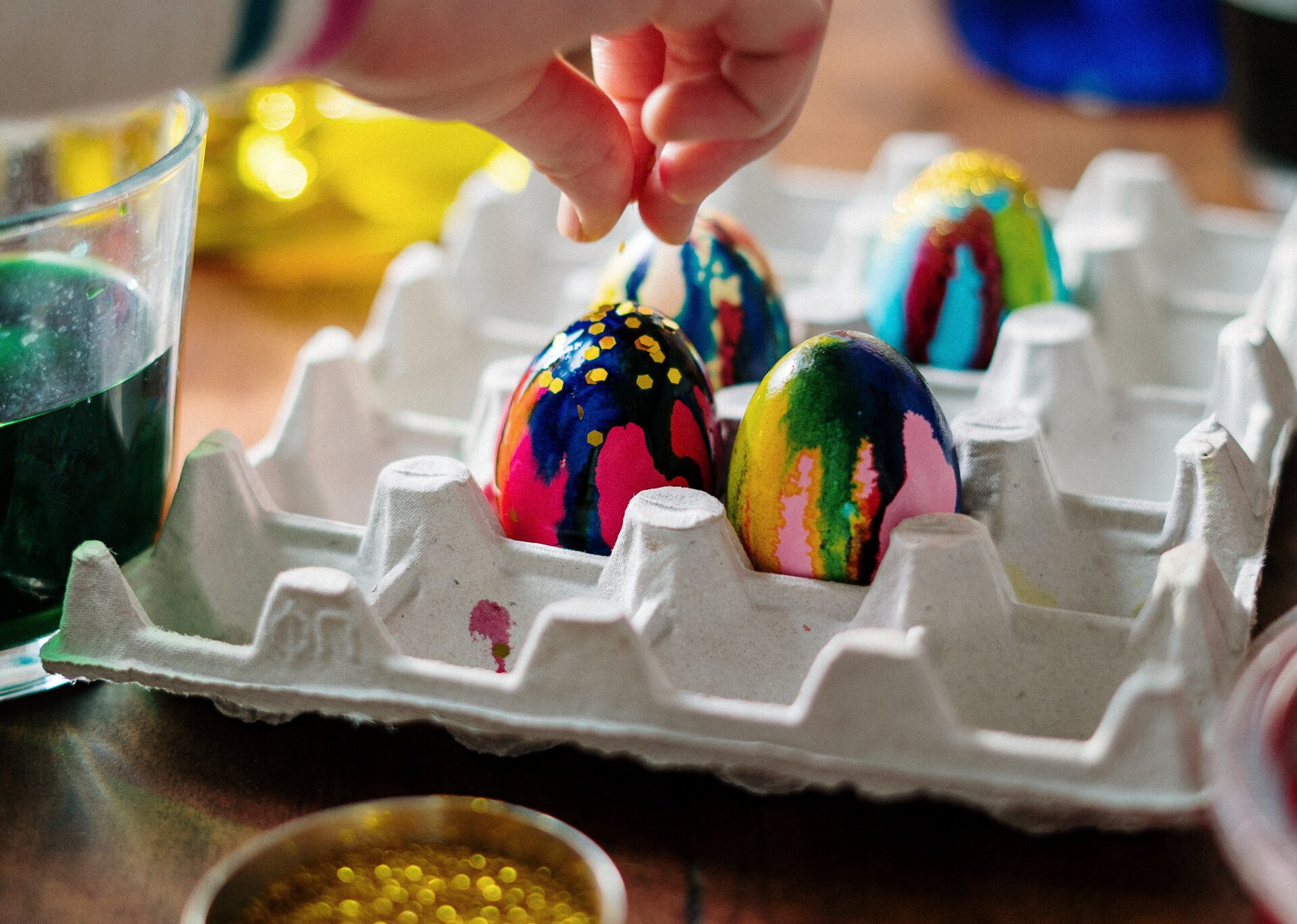 Ilustracja przedstawia pisanki.