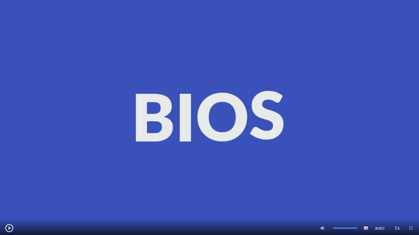 Ilustracja przedstawia wygląd ekranu odtwarzania filmu. Na środku znajduje się napis: BIOS. Na dole widoczny jest pasek odtwarzania z  przyciskami funkcyjnymi.            