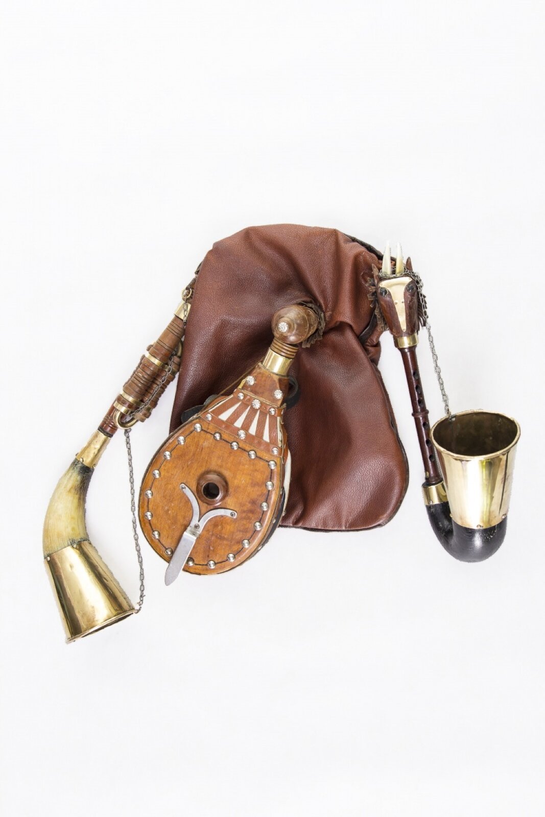 Co to za instrument? Spróbuj opisać do jakiej należy grupy instrumentów i jak się na nim gra?