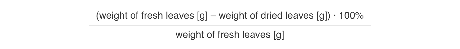 Ilustracja przedstawia sposób obliczania zawartości wody w liściach. Wynik odejmowania świeżej masy lisci i suchej masy liści mnoży sie przez 100, a wynik dzieli przez masę świeżych liści.