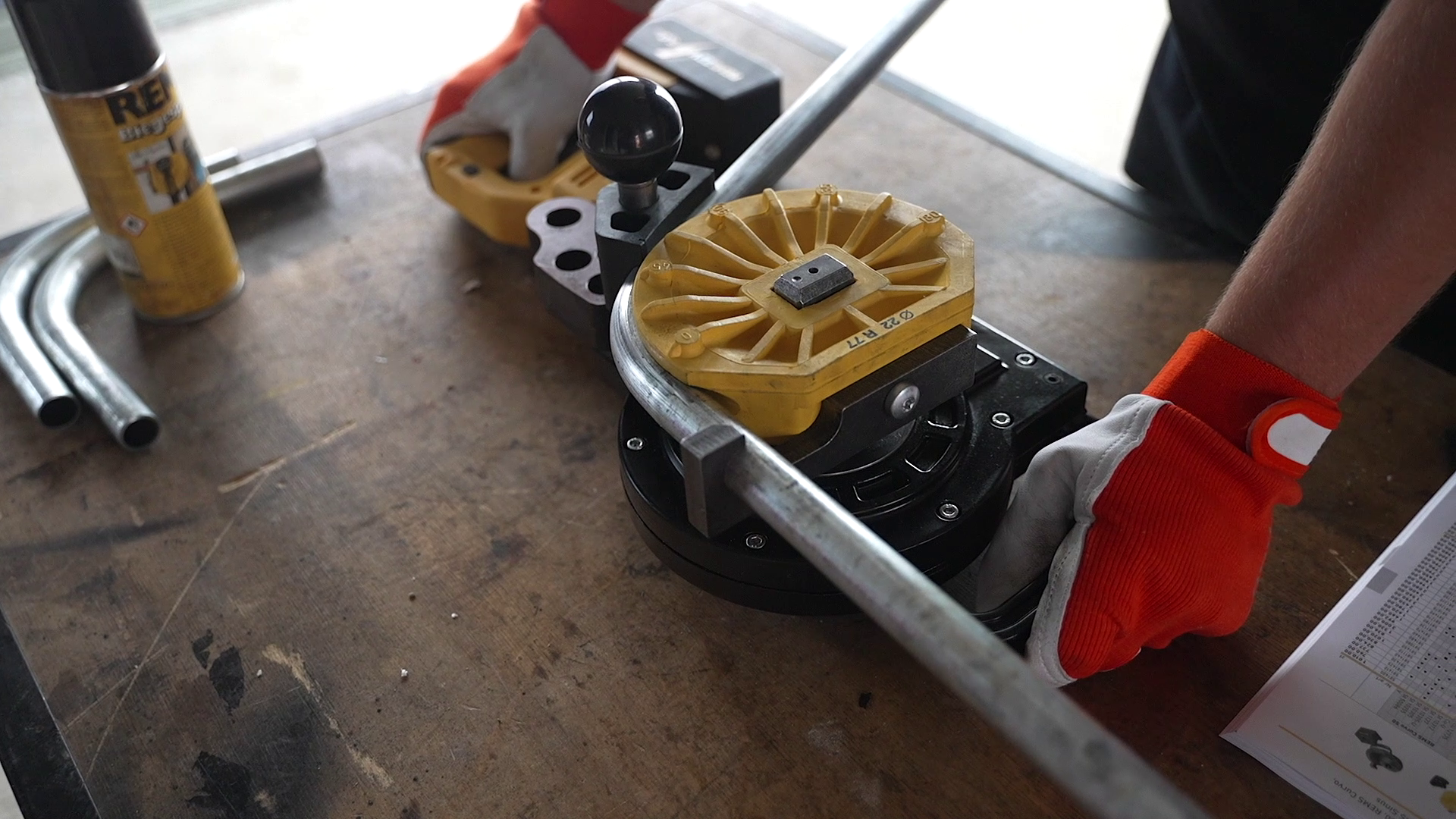 Giętarka mechaniczna