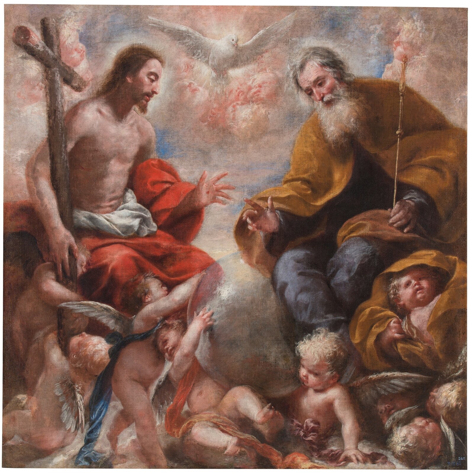 Obraz przedstawia dwóch mężczyzn. Mężczyzna po lewej jest półnagi, ma czerwoną szatę, trzyma drewniany krzyż, ma brązowe włosy oraz brodę z wąsami. Na jego lewej dłoni widoczna jest rana. Po prawej siedzi starszy mężczyzna z długą, siwą brodą oraz włosami. Ubrany jest w szeroką, brązową szatę, w lewej ręce trzyma berło. Pod mężczyznami znajdują się małe aniołki ze skrzydełkami. Między mężczyznami jest biały gołąb. W tle widoczne są kłęby chmur.