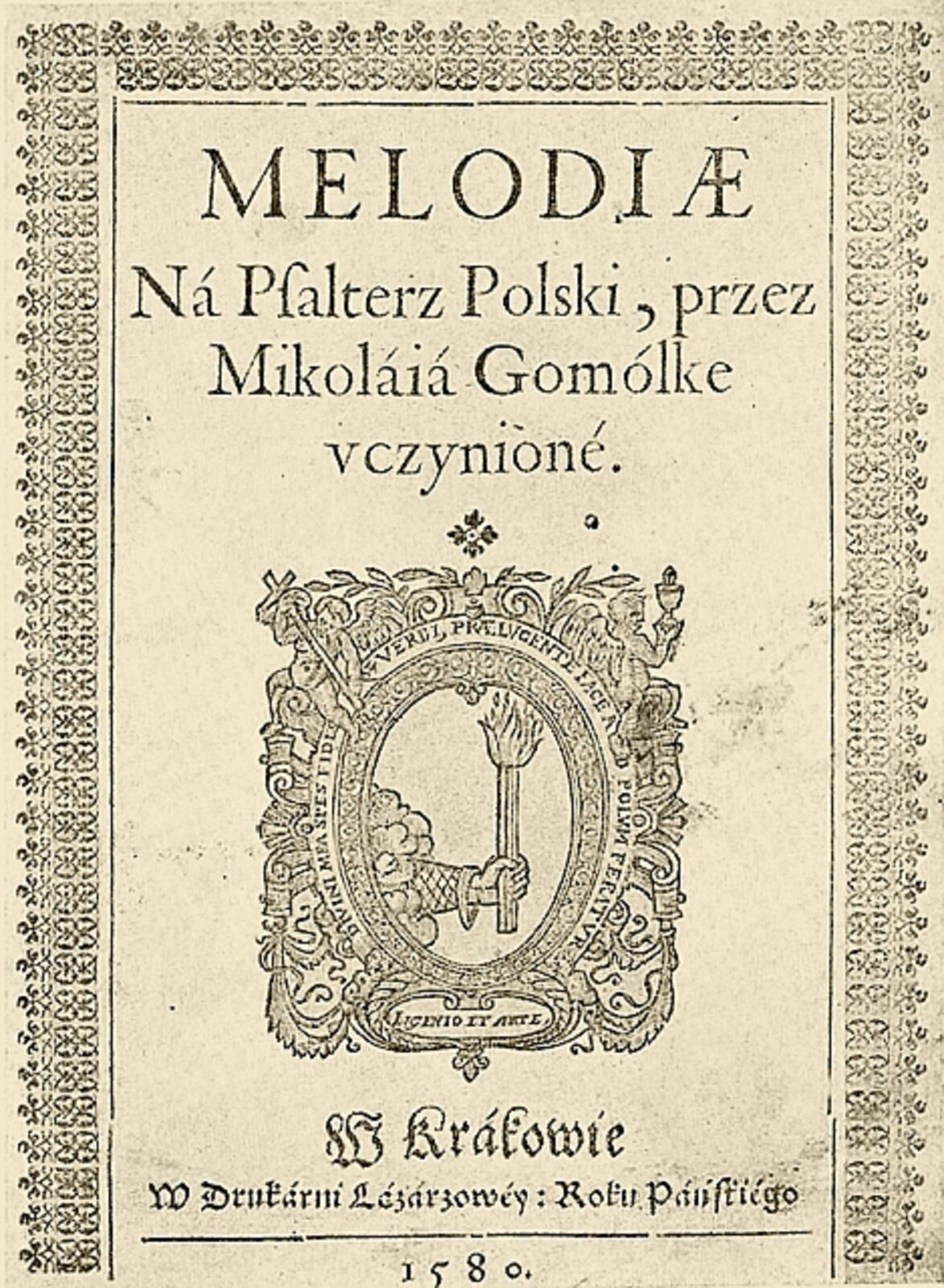 Ilustracja przedstawia Melodie na Psałterz Polski Mikołaja Gomółki. Strona posiada ozdobny brzeg i litery. Jest czarno-biała. 