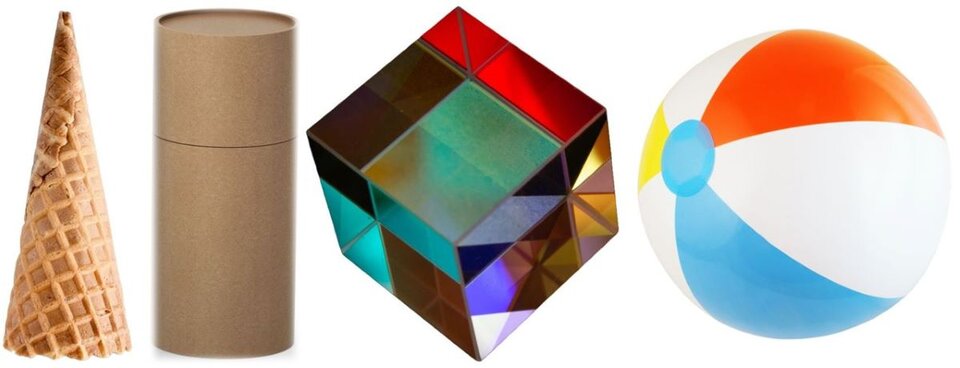 Ilustracja przedstawia bryły geometryczne. Od lewej: stożek (w postaci wafelka do lodów), walec (w postaci tekturowego opakowania na rulon), sześcian (przezroczysty kubik), kula (w postaci piłki plażowej).