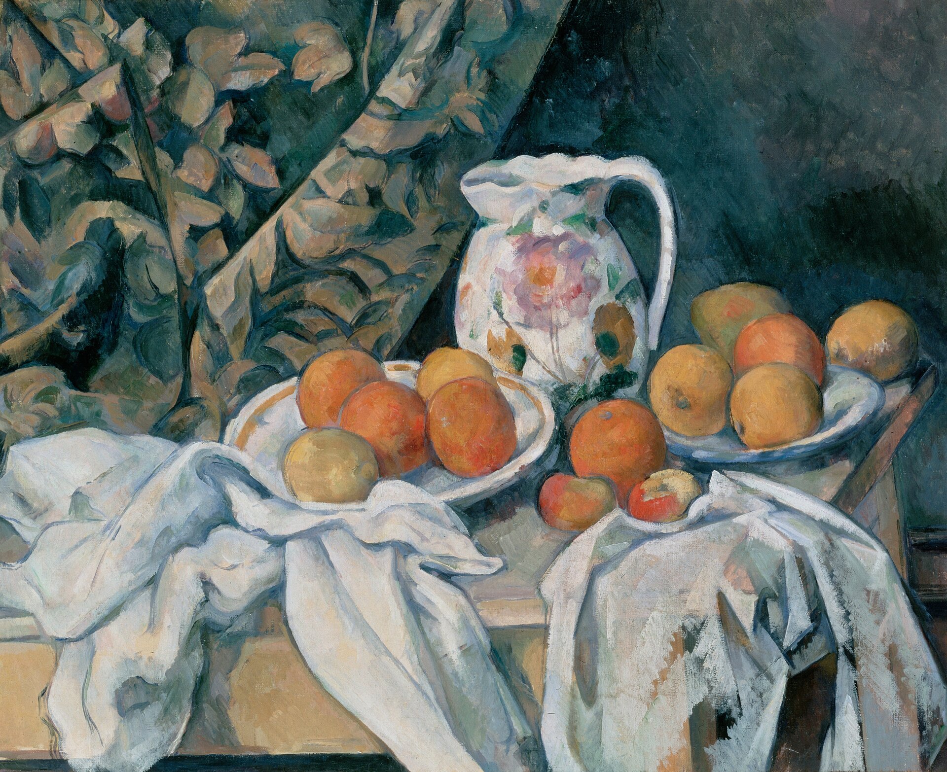 Martwa natura z zasłoną Źródło: Paul Cézanne, Martwa natura z zasłoną, ok. 1898, olej na płótnie, domena publiczna.