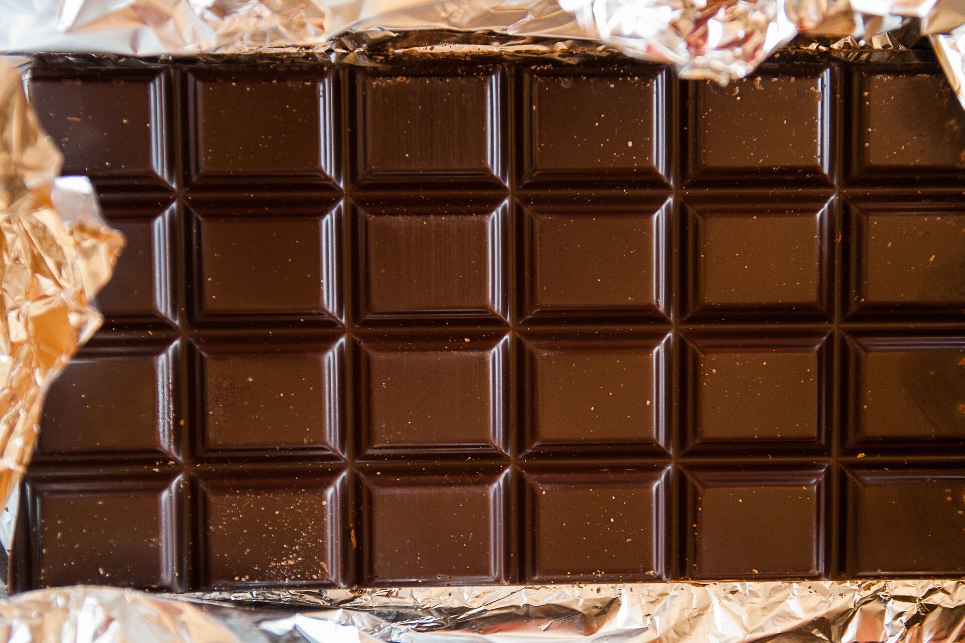 Ilustracja przedstawia tabliczkę czekolady.