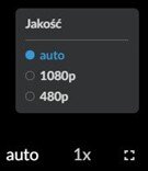 Grafika przedstawia widok opcji zmiany jakości filmu. W czarny kwadrat, w górnej części wpisany jest szary prostokąt, w którym znajdują się napis z białych liter "Jakość", poniżej którego znajdują się niebieskie koło, na prawo od której jest napis "auto" z niebieskich liter, poniżej szary okrąg , na prawo od którego znajduje się napis "1080p" z białych liter, poniżej szary okrąg , na prawo od którego znajduje się napis "480p" z białych liter. W dolnym polu czarnego kwadratu znajduje się od prawej napis "auto", "1x" i ikona trybu pełnoekranowego.