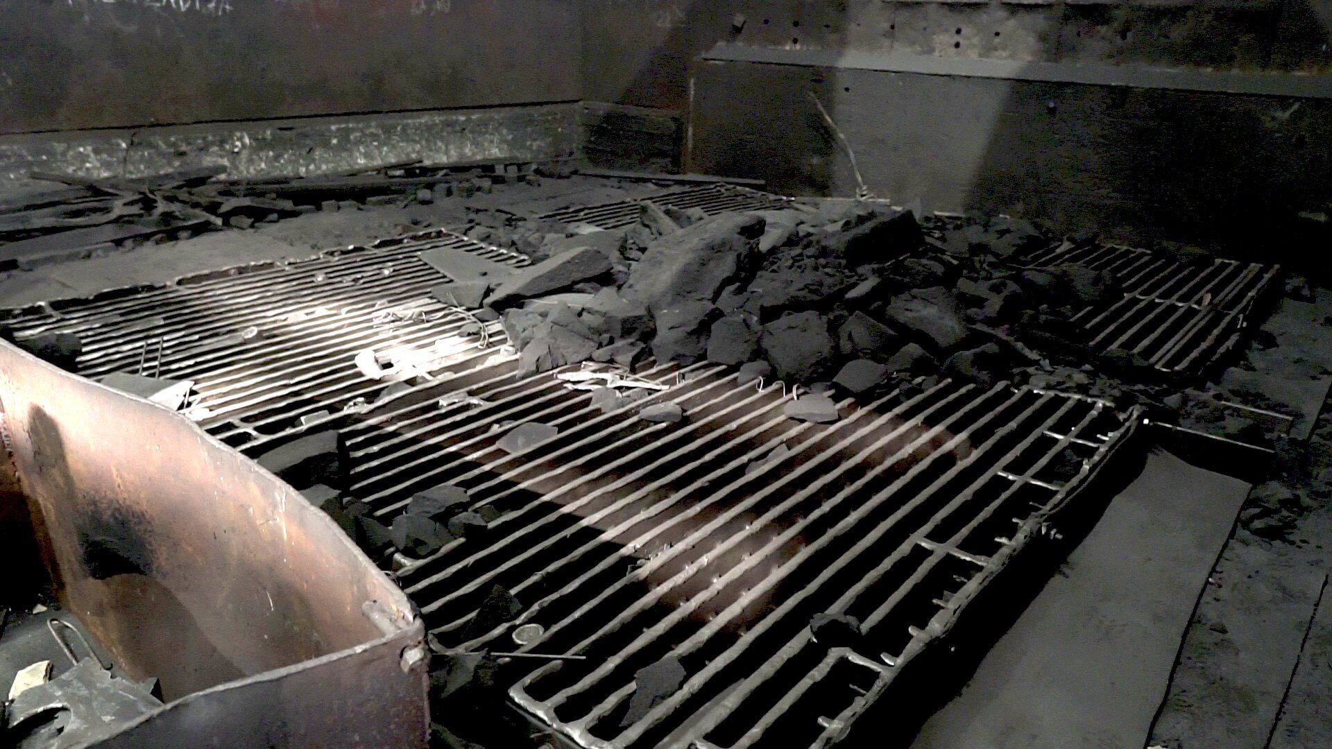 Zespół krat wstrząsowych