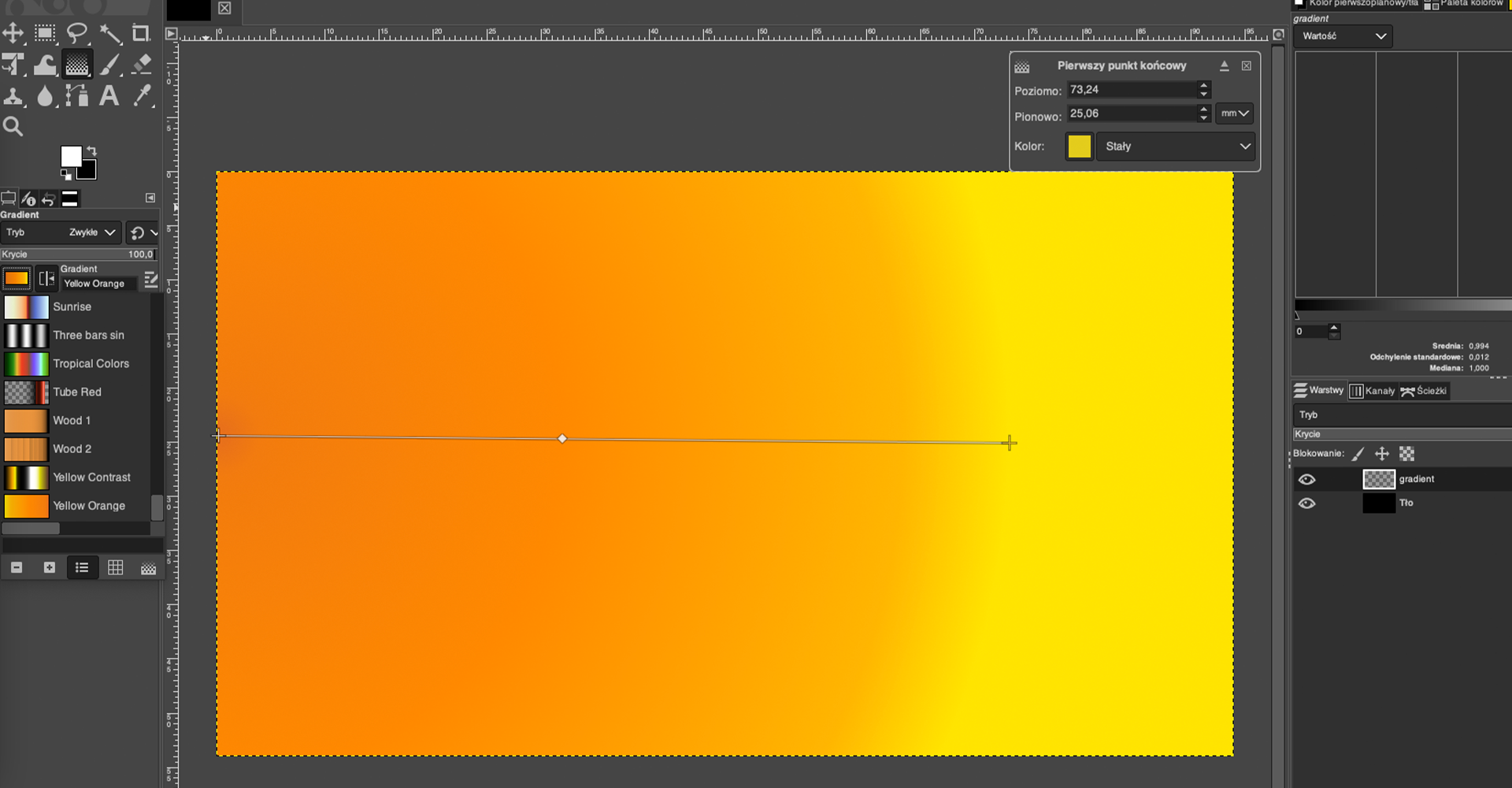 Ilustracja przedstawia okno programu. Po lewej stronie jest panel dotyczący gradientu. Wybrano opcję Yellow Orange. W obszarze roboczym jest prostokąt w kolorze pomarańczowo‑żółtym. Barwa pomarańczowa przechodzi w prawą stronę w barwę żółtą. Nad prostokątem u góry po prawej stronie jest małe okno dotyczące pierwszego punktu końcowego. Tam wpisano: poziomo 73,24, pionowo 25,06 mm. Kolor żółty stały.  Po prawej stronie jest panel dotyczący wartości i warstw. Zaznaczono warstwę o nazwie: gradient. 
