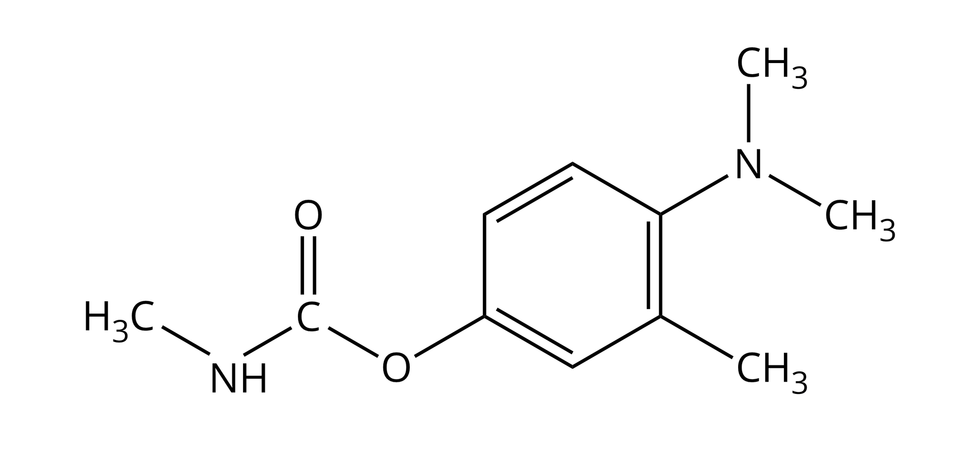 Ilustracja przedstawia wzór półstrukturalny aminokarbu. Jego strukturę tworzą atomy wodoru, węgla, azotu i tlenu. Związek ten posiada pierścień benzenowy, który podstawiony jest między innymi grupą metylową, złożonym podstawnikiem poprzez atom tlenu, dodatkowo atomem azotu, który posiada przyłączone dwie grupy metylowe.