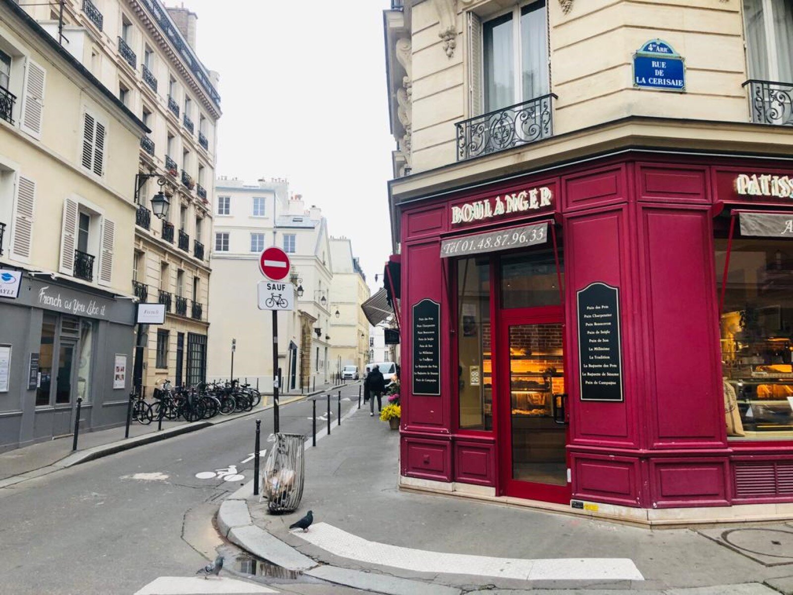 Ilustracja przedstawia piekarnię.