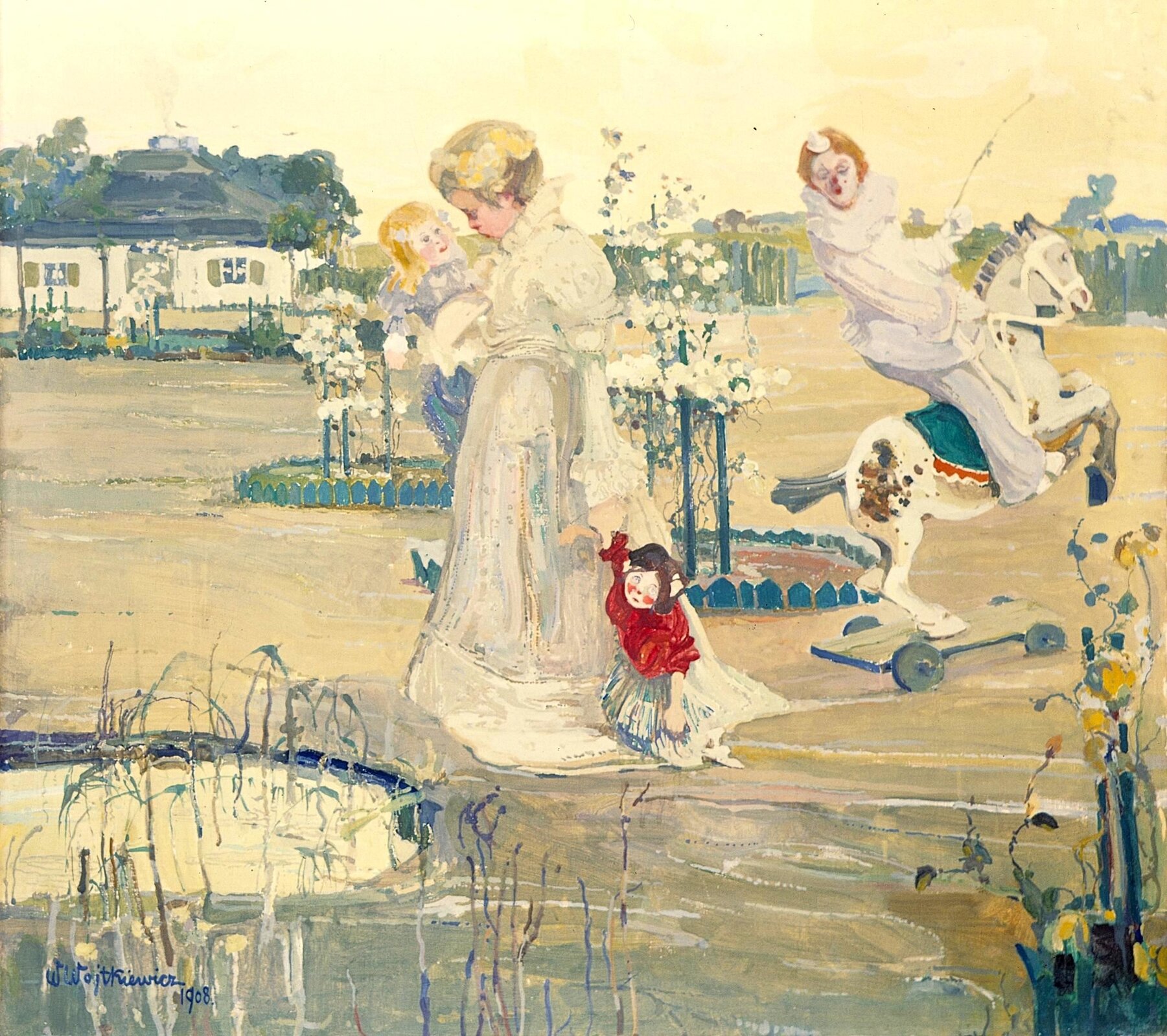 Barwna reprodukcja obrazu przedstawiającego na pierwszym planie kobietę trzymającą dziewczynkę i lalkę. Dziewczynka ma jasne włosy z wpiętymi po bokach szarymi kwiatkami i bluzkę w tym samym kolorze, w dole widać tylko cień ciemnej spódnicy. Lalka o ciemnych włosach, w czerwonej bluzce i niebiesko‑białej spódnicy jest trzymana przez kobietę w lewej, wyprostowanej dłoni tak, że lekko powłóczy nogami po ziemi. Dziewczynka trzymana jest przez kobietę prawą ręką. Kobieta stoi przed małą sadzawką, a za nią na bujanym koniku siedzi mężczyzna przebrany za klowna. Ma czerwony nos i niewielką białą, w kształcie stożka, czapeczkę, w lewej dłoni trzyma długi patyk, udający lejce. Kobieta i mężczyzna ubrani są na biało. Za nimi dwa ogrodzone drzewa kwitnące też na biało. Jeszcze dalej bielony dom, jego dach jest namalowany różnymi odcieniami szarości.