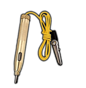 Grafika przedstawia lampkę testową, którą za pomocą wtyku można podłączyć do urządzenia. Jest podłużna zakończona krótką iglicą. 