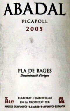 Etykieta z nazwą wina