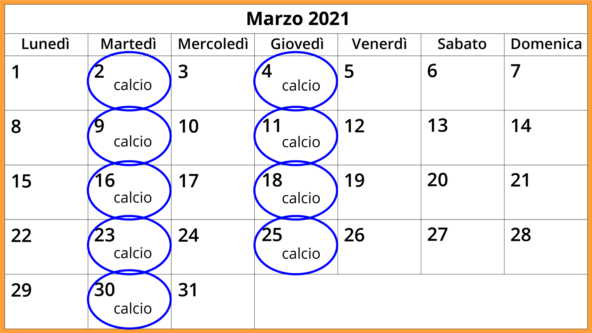 Grafika to kartka z kalendarza w formie tabeli przedstawiająca jeden miesiąc. Na górze, w nagłówku znajduje się napis: Marzo 2021. W następnej linii znajdują się nazwy dni tygodnia: Lunedì, Martedì, Mercoledì, Giovedì, Venerdì, Sabato, Domenica. Poniżej w pięciu liniach widoczne są dni miesiąca od 1 do 31. Daty 2, 4, 9, 11, 16, 18, 23, 25, 30 zakreślone są w kalendarzu kółkiem. Obok tych dwóch dat znajduje się napis: calcio.