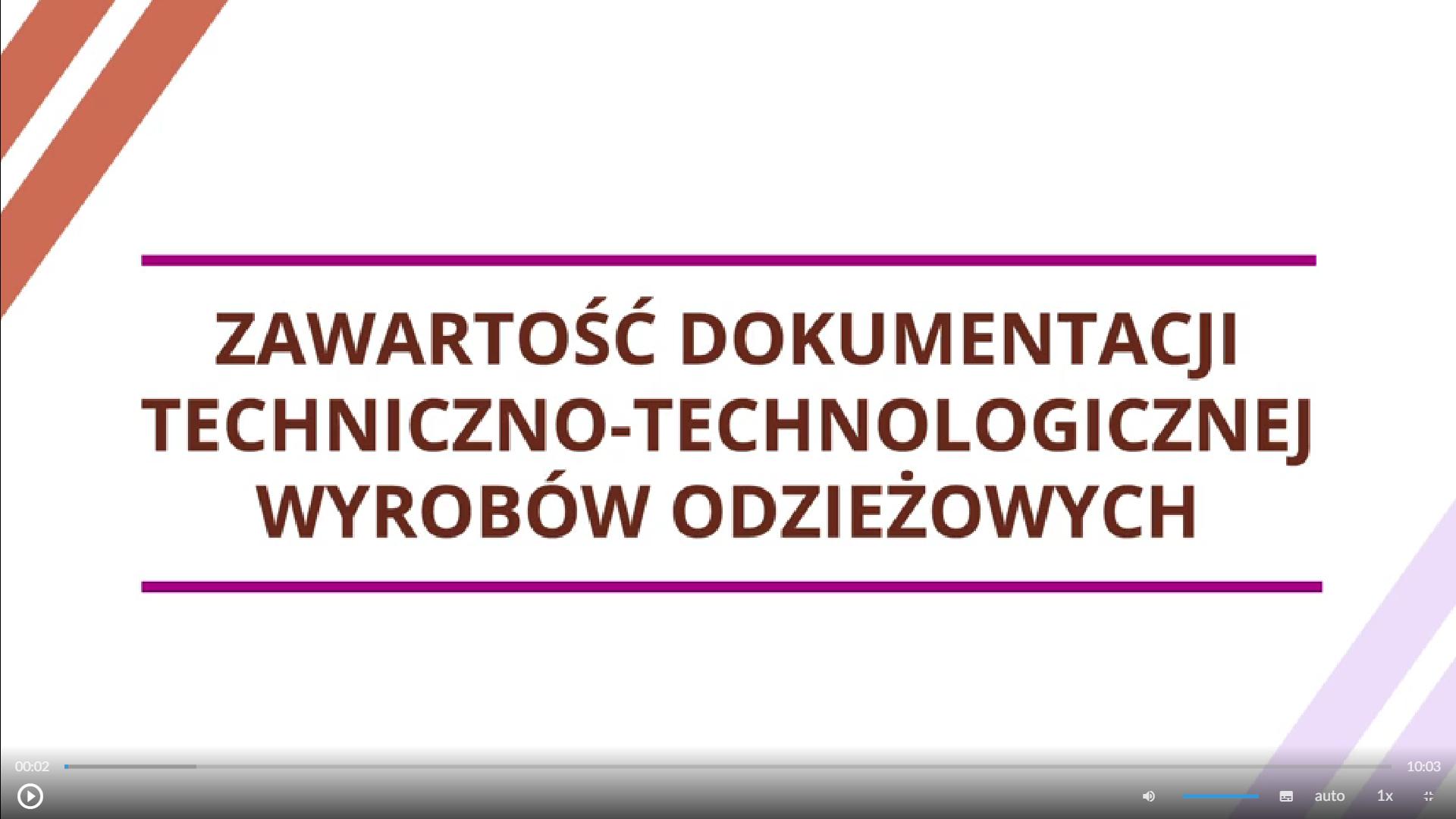 Grafika przedstawia ekran odtwarzacza filmu. W centralnej części tytuł: Zawartość dokumentacji techniczno‑technologicznej wyrobów odzieżowych. W dolnej części znajdują się ikony nawigacyjne. W lewym dolnym rogu jest ikona trójkąta w kole, która służy do włączenia/wyłączenia filmu. Pośrodku dolnej części znajduje się ikona głośnika, a obok niego jest niebieska linia regulacji poziomu głośności. Obok jest ikona przedstawiająca fragment sylwetki człowieka (głowa i górna część tułowia), która służy do włączenia audiodeskrypcji. Po prawej stronie głowy znajdują się dwa białe półkola - zewnętrzne większe, wewnętrzne mniejsze. Obok znajduje się biały prostokąt z czarnymi, małymi polami w dolnej części, który służy do włączenia napisów. Obok napis "auto", który służy do zmiany jakości odtwarzania filmu. Dalej na prawo napis: "jeden x". Służy on do zmiany tempa odtwarzania filmu. W prawym dolnym rogu białe, przerywane kontury kwadratu. Ikona ta służy do włączenia trybu pełnoekranowego. 
