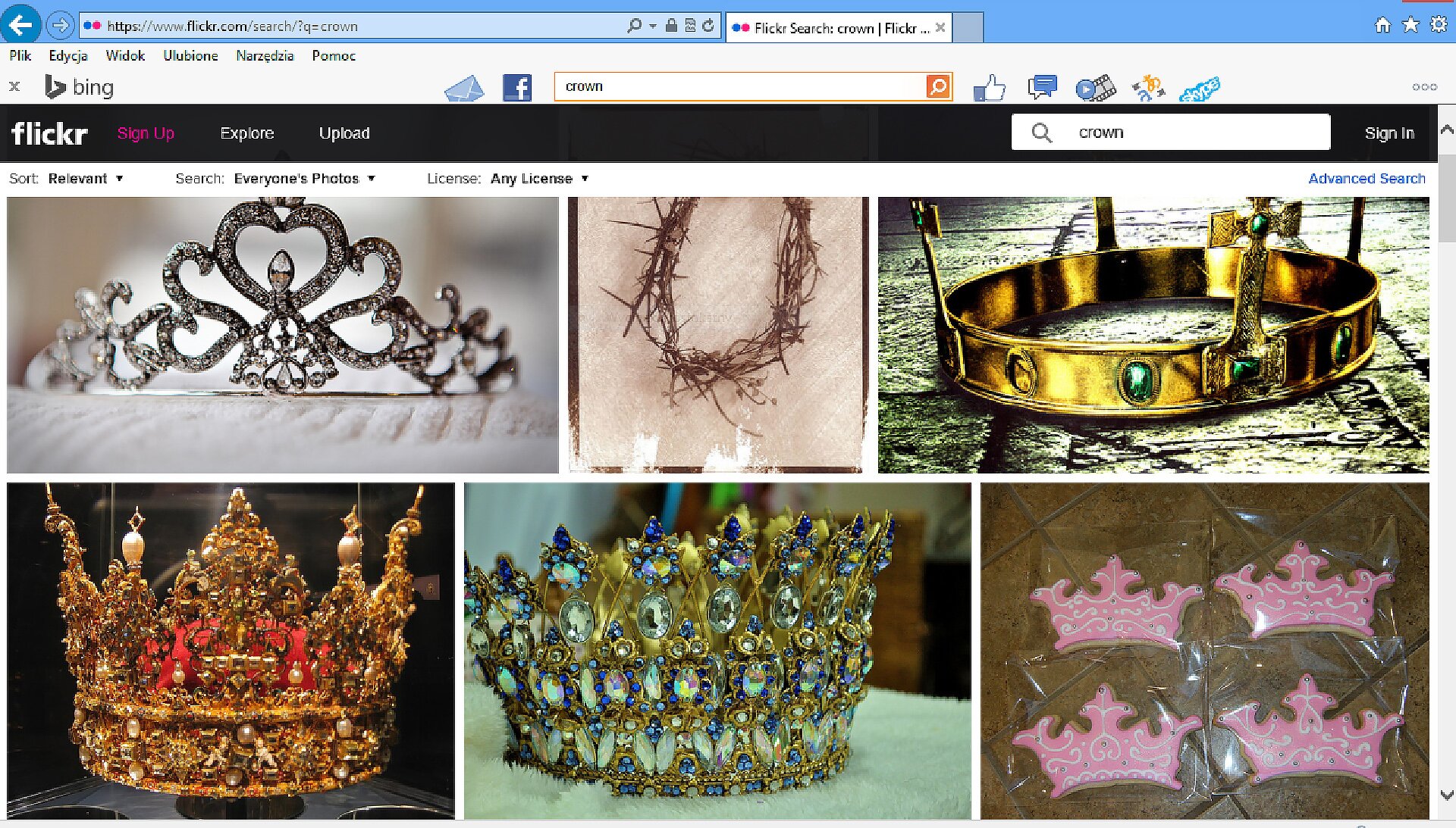 Zrzut okna strony http://www.flickr.com/search z wpisanym w okienku wyszukiwania słowem: crown