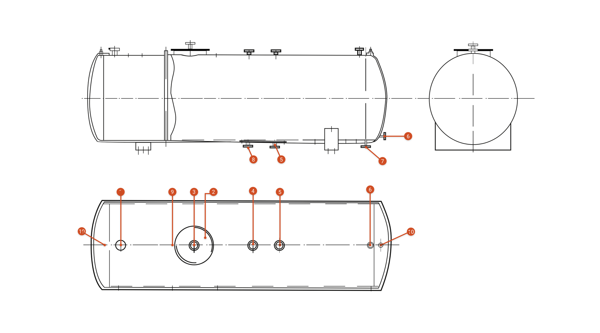 Rysunek przedstawia rzuty, odpowiednio, od góry, boczny oraz poprzeczny zbiornika dwupłaszczowego naziemnego typu walczak. Ma on cylindryczny kształt. Po lewej stronie znajduje się rzut boczny, a po jego prawej stronie rzut poprzeczny. Przez oba rzuty poprowadzono przerywaną linię. Stanowi ona w przypadku rzutu bocznego oś podłużną oraz w przypadku drugiego rzutu wyznacza średnicę. Prostopadle do niej na drugim rzucie jest poprowadzona druga przerywana linia, a punkt ich przecięcia odpowiada osi podłużnej zbiornika. Króćce zamontowane w różnych miejscach zbiornika zaznaczono jako przylegający do ściany zbiornika kwadrat. Bok równoległy do boku, przylegającego do ściany zbiornika, jest częścią dłuższego boku osadzonego na nim symetrycznie prostokąta. Dla rzutu bocznego w górnej części rysunku zaznaczono kolejno od lewej strony króciec rury wlewowej, dalej króciec detektora przecieku 1”, a tuż za nim w około jednej trzeciej długości zbiornika właz z zamontowanym króćcem zaworu oddechowego. W połowie długości znajduje się króciec pomiarowy. Następnie w około dwóch trzecich długości wbudowany jest króciec rezerwowy. A na końcu długości króciec płynowskazu. W punktach, w których oś podłużna przecina ściany boczne w kształcie koła zamontowane są króćce kontroli przecieku, czyli odpowietrzenie. W dolnej części znajdują się w połowie długości zbiornika króciec czujnika kontroli przecieku (to jest króciec dodatkowy). Dalej w dwóch trzecich długości od lewej wbudowany jest króciec rezerwowy. A na końcu długości, po prawej stronie króciec wylotowy. W dolnej części prawej, bocznej ściany o kształcie koła znajduje się króciec płynowskazu. Rzut poprzeczny stanowi koło. W jego górnej części znajduje się jeden z króćców. Zbiornik osadzony jest w podporze, której kształt przypomina prostokąt zakryty wspomnianym kołem, reprezentującym wnętrze zbiornika.